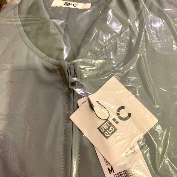 Uniqlo C Bomber Jacket in 53 Green - Picture 8 of 9